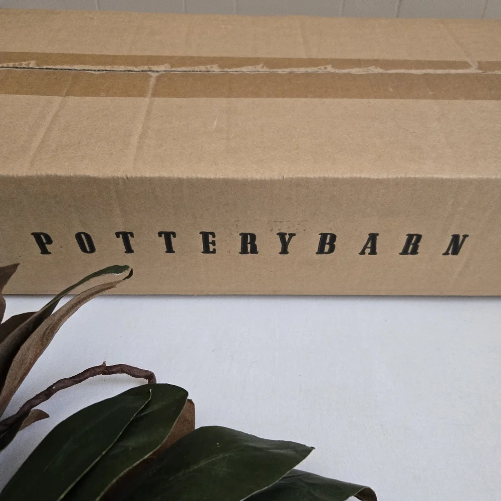 Pottery Barn Magnolia Leaf Garland READ READ READ
